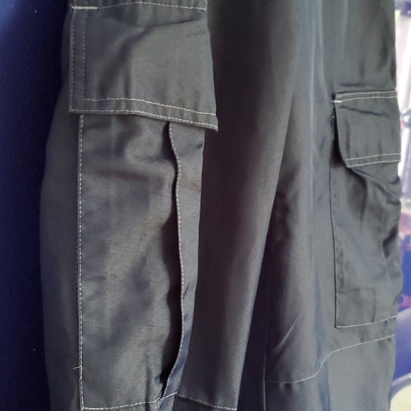 Cargo pants - Picture 4 of 4